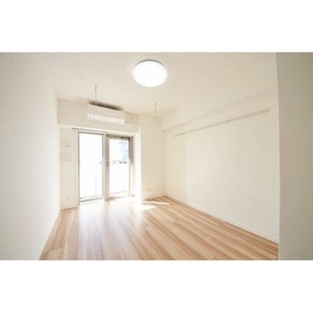 ルクレ西新宿の物件内観写真